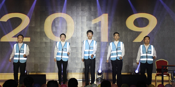 10-02、管理公司情景劇《中國夢(mèng) 三箭夢(mèng)》.jpg